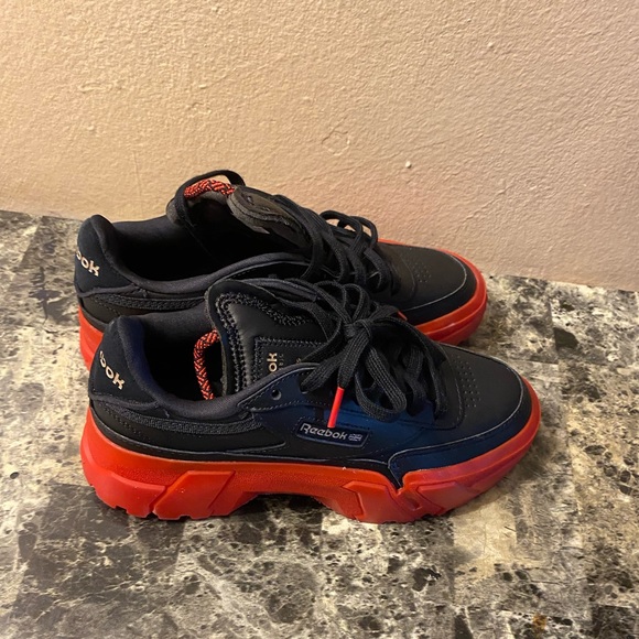 Cardi b Redbox sneakers - Picture 2 of 3